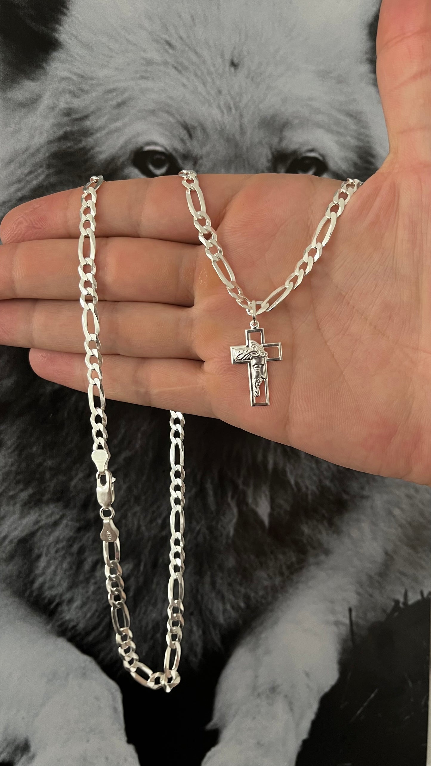 CORRENTE 3x1 70CM X 6MM + PINGENTE ROSTO DE CRISTO VAZADO