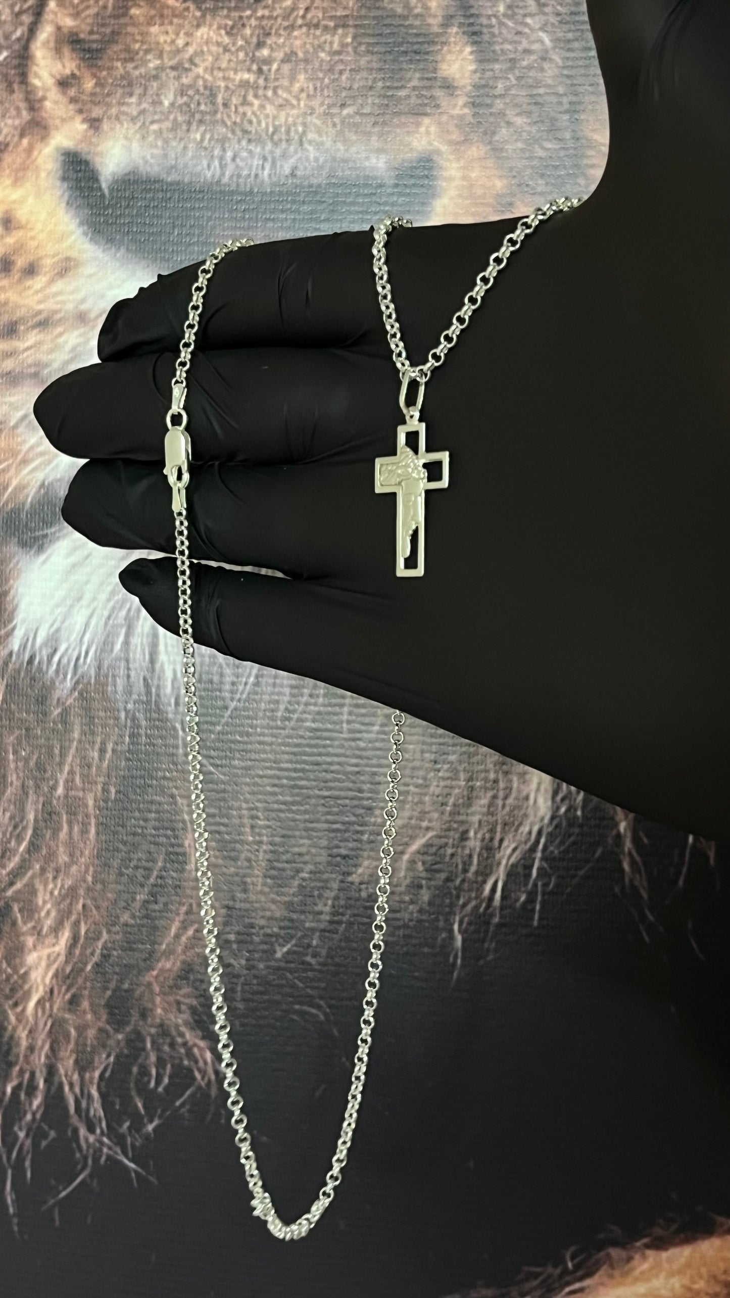 CORRENTE ELO PORTUGUÊS 3MM X 70CM + CRUCIFIXO VAZADO