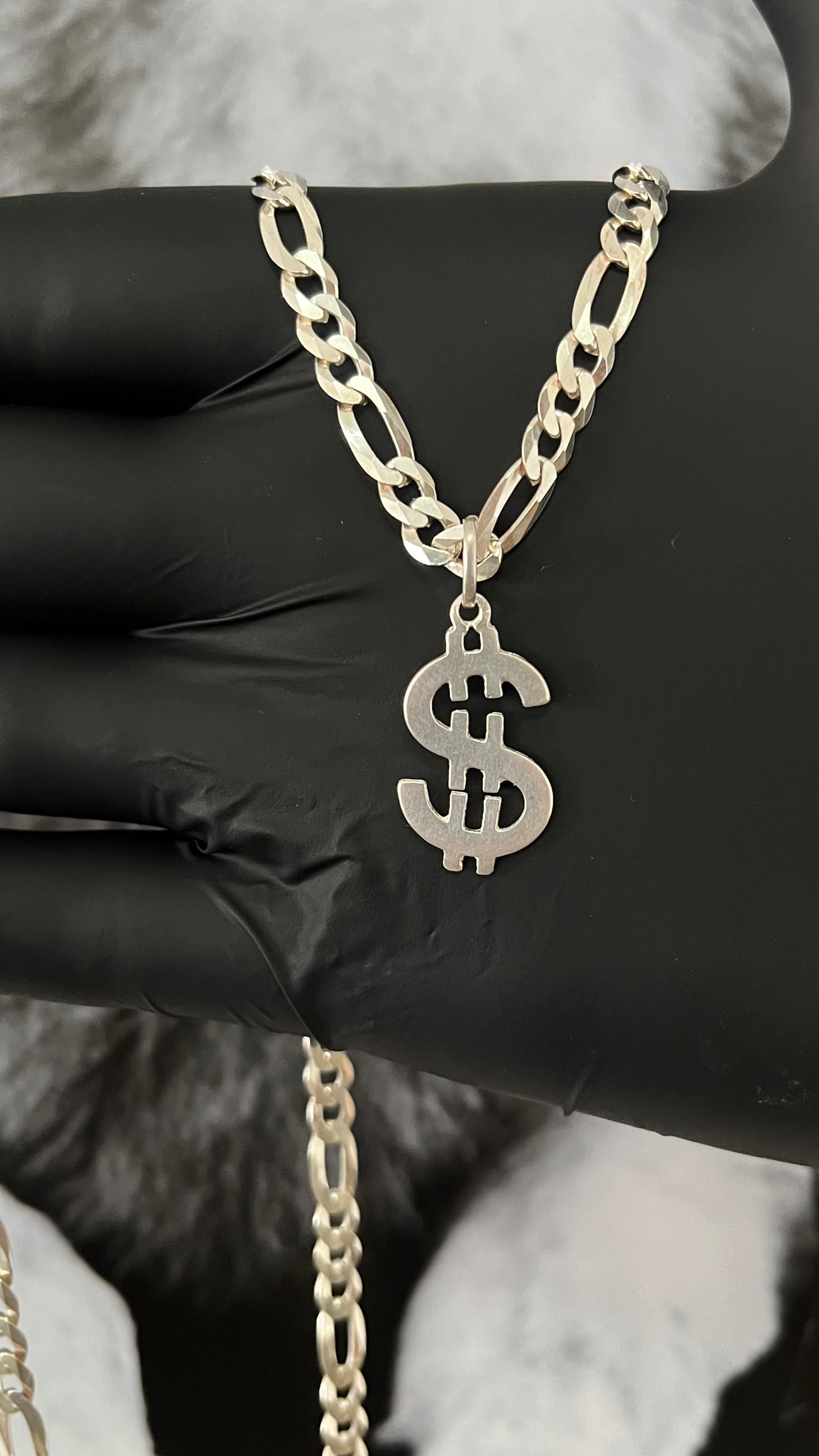 CORRENTE 3x1 5,5MM x 70CM + PINGENTE DE $;