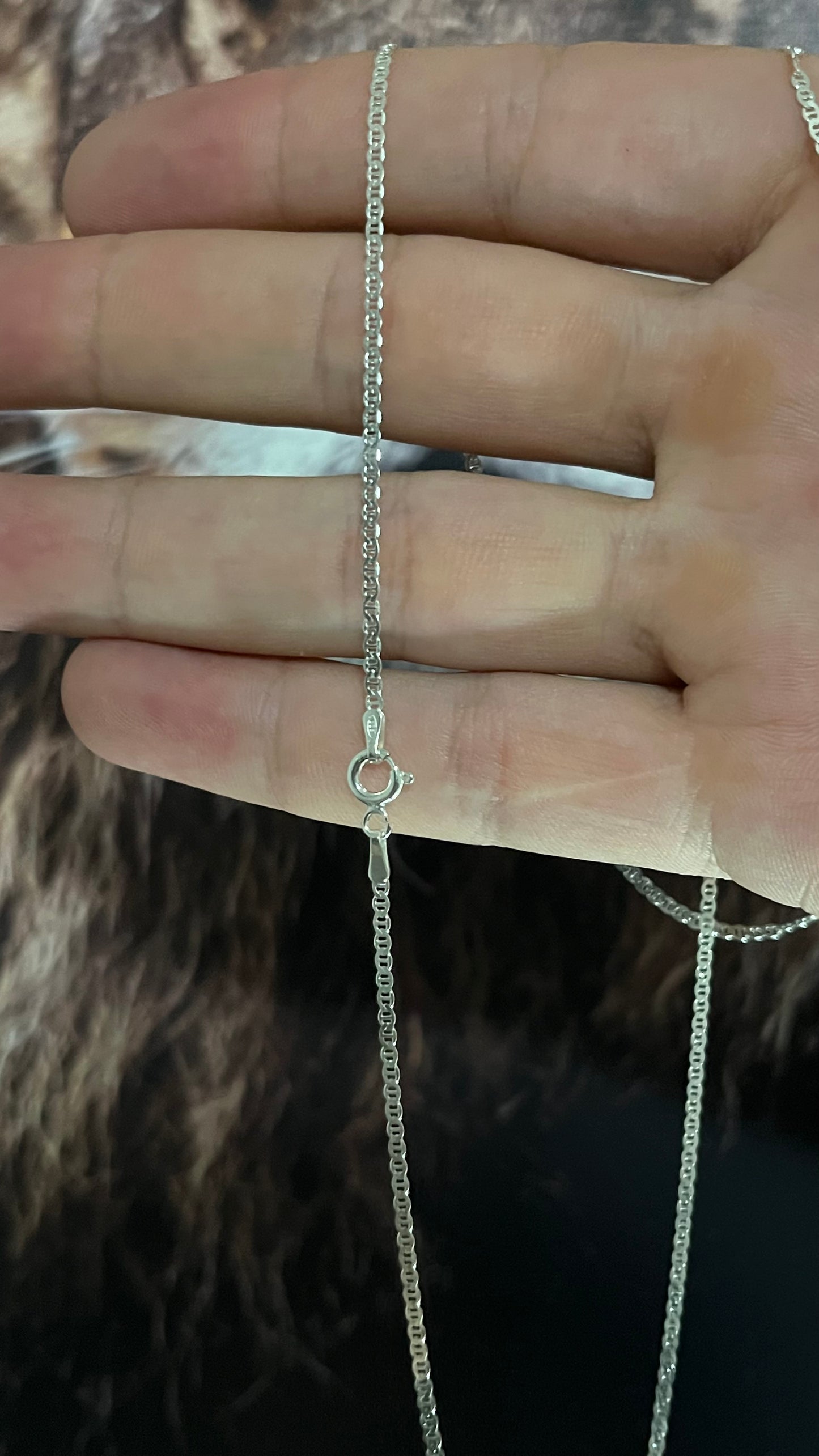 CORRENTE PIASTRINE 2MM x 70CM + PINGENTE DE LEÃO