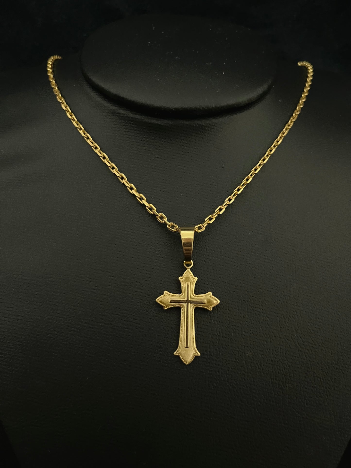 CORRENTE CADEADO 70CM X 2MM COM PINGENTE DE CRUCIFIXO