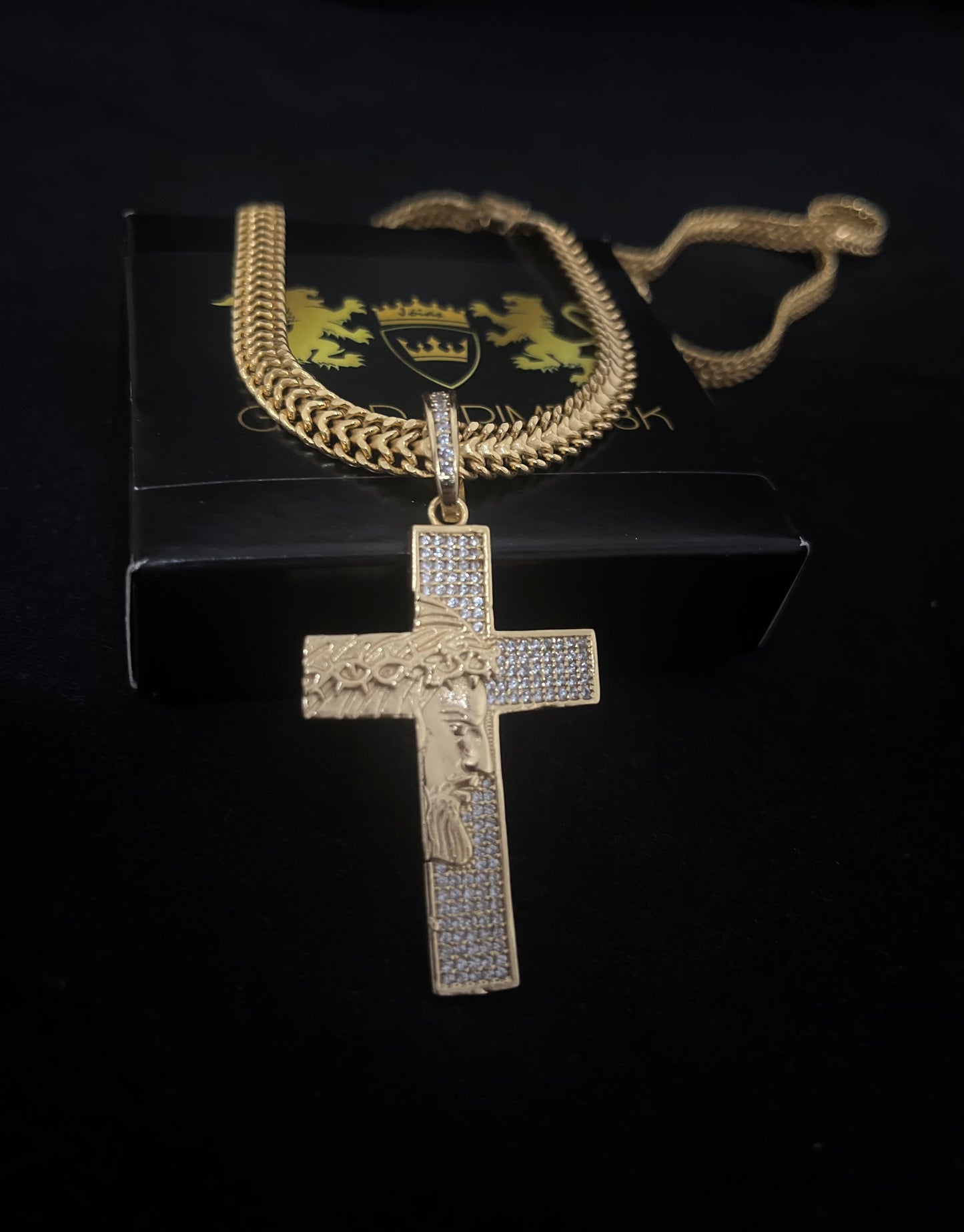 CORRENTE LACRAIA 70CM X 7MM COM PINGENTE