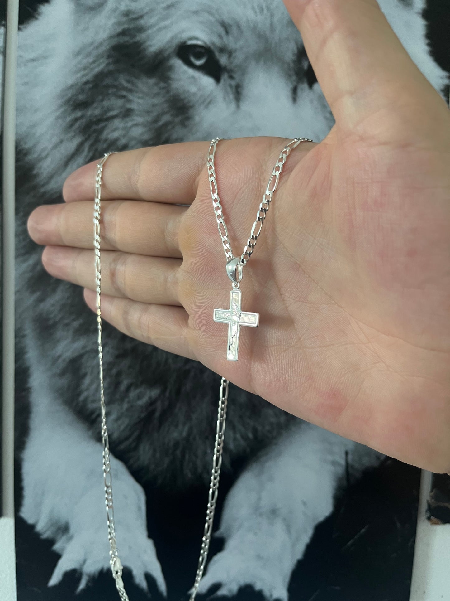 CORRENTE 3x1 4MM x 70CM + PINGENTE DE CRUCIFIXO