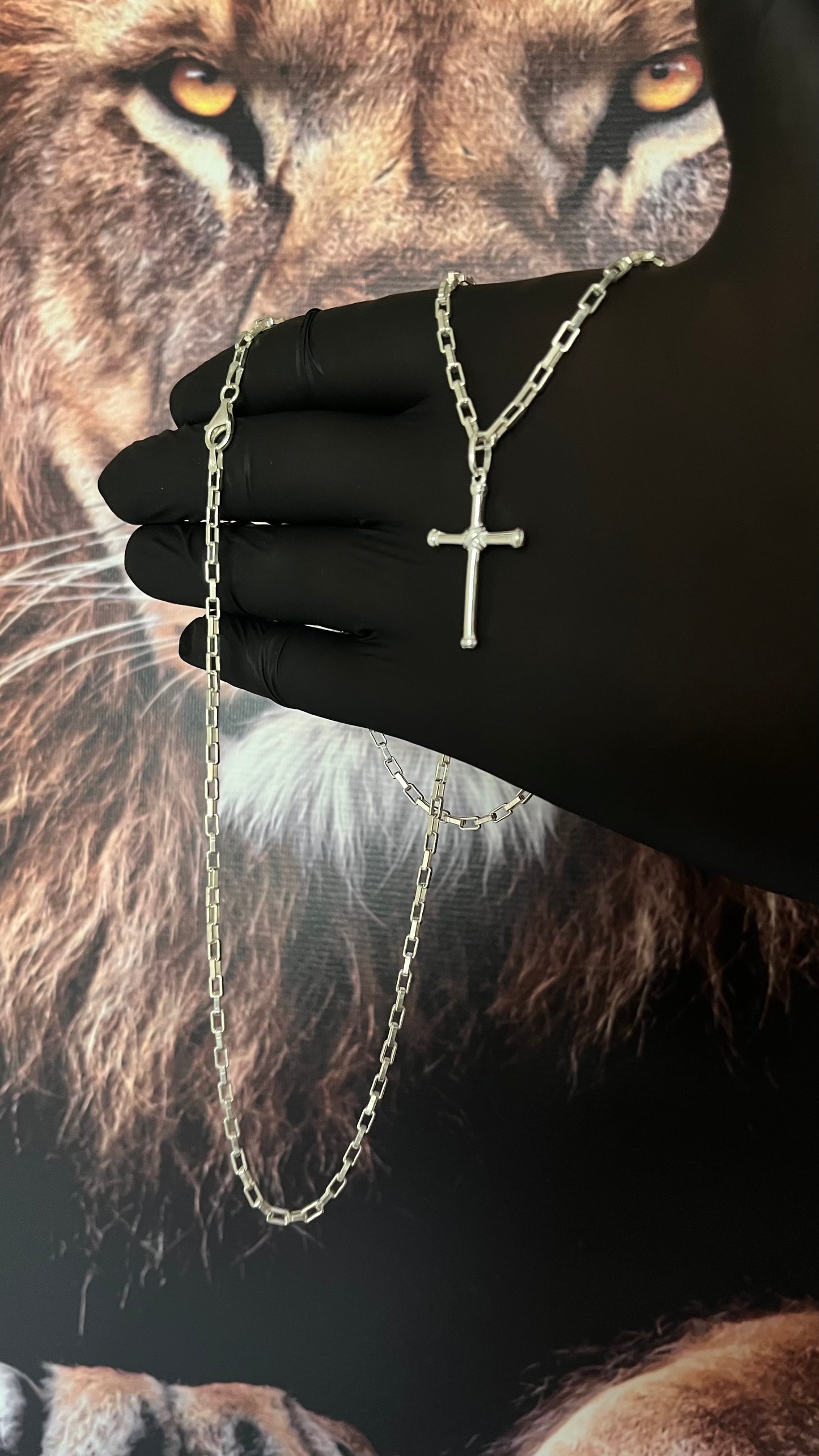 CORRENTE TIJOLINHO/VENEZIANA 3MM x 70CM + PINGENTE DE CRUZ