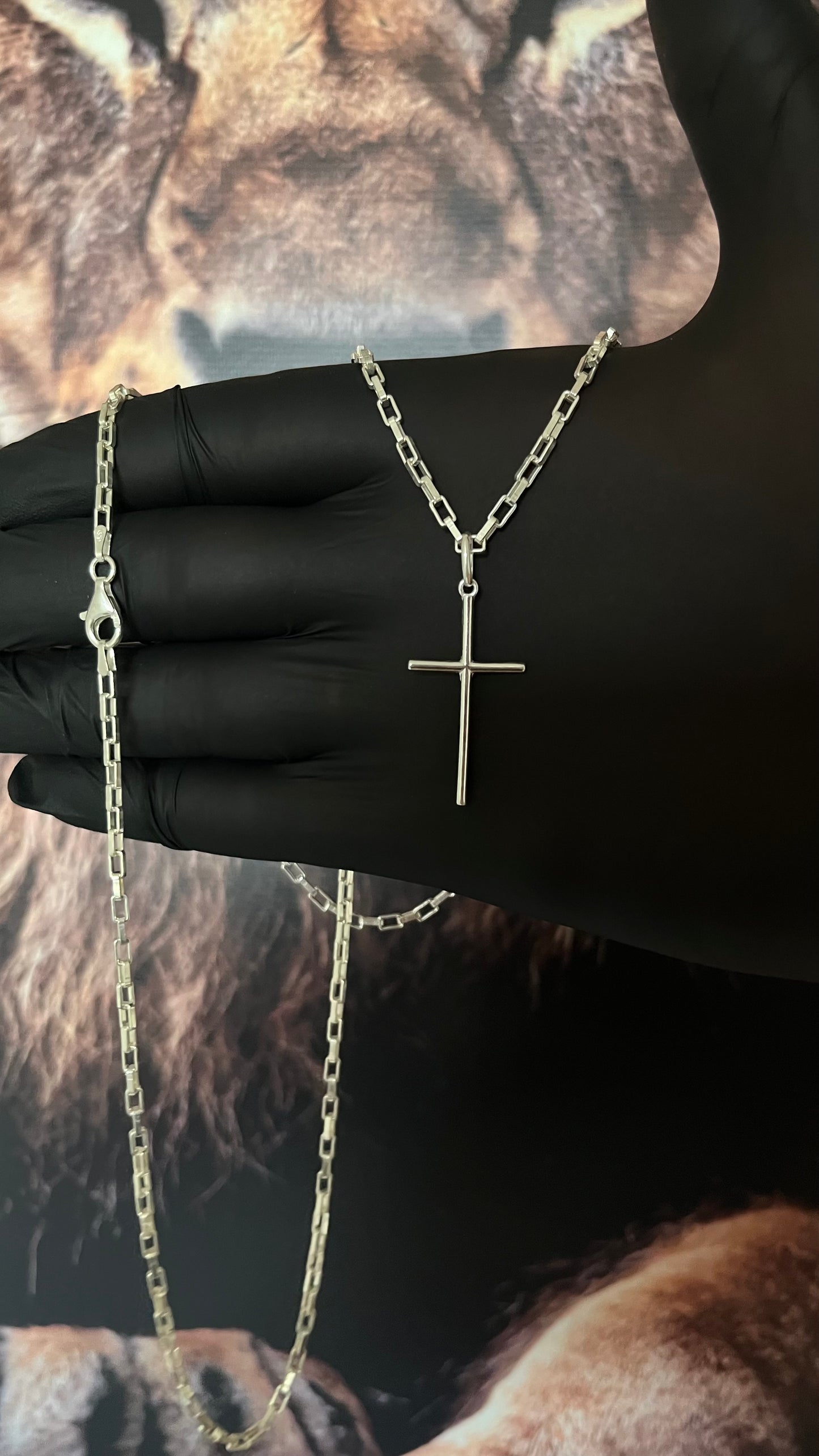 CORRENTE TIJOLINHO/VENEZIANA 3MM x 70CM + PINGENTE DE CRUCIFIXO PALITO