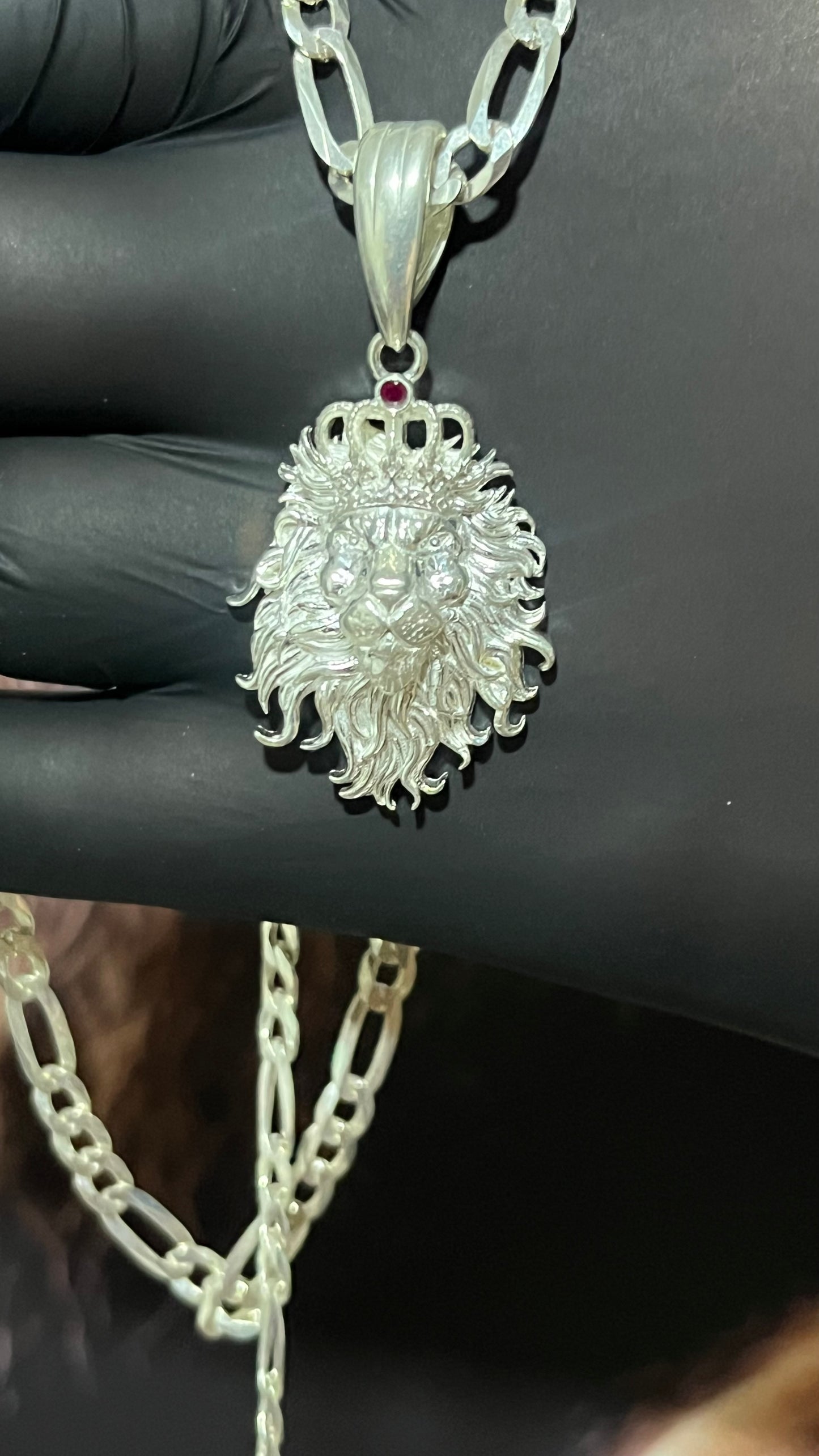 CORRENTE 3x1 70CM X 6MM + PINGENTE LEÃO