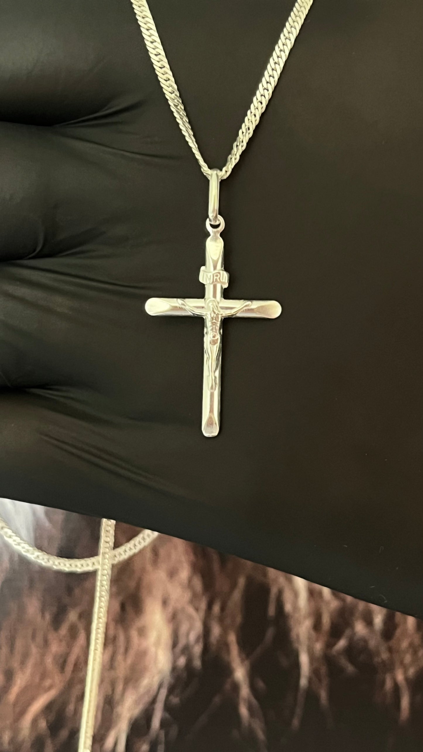 CORRENTE ELO DUPLO 2MM x 70CM + PINGENTE DE CRUCIFIXO