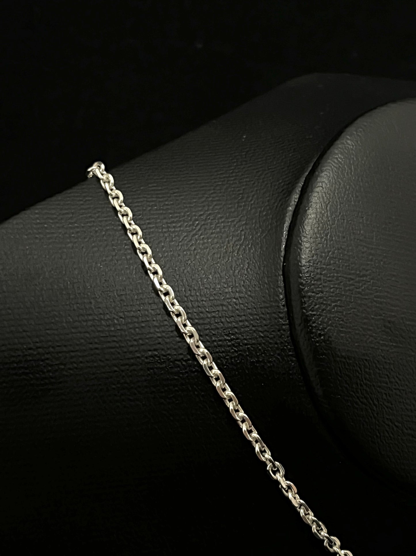 CORRENTE CARTIER/CADEADO 3MM X 70CM + PINGENTE PALITO