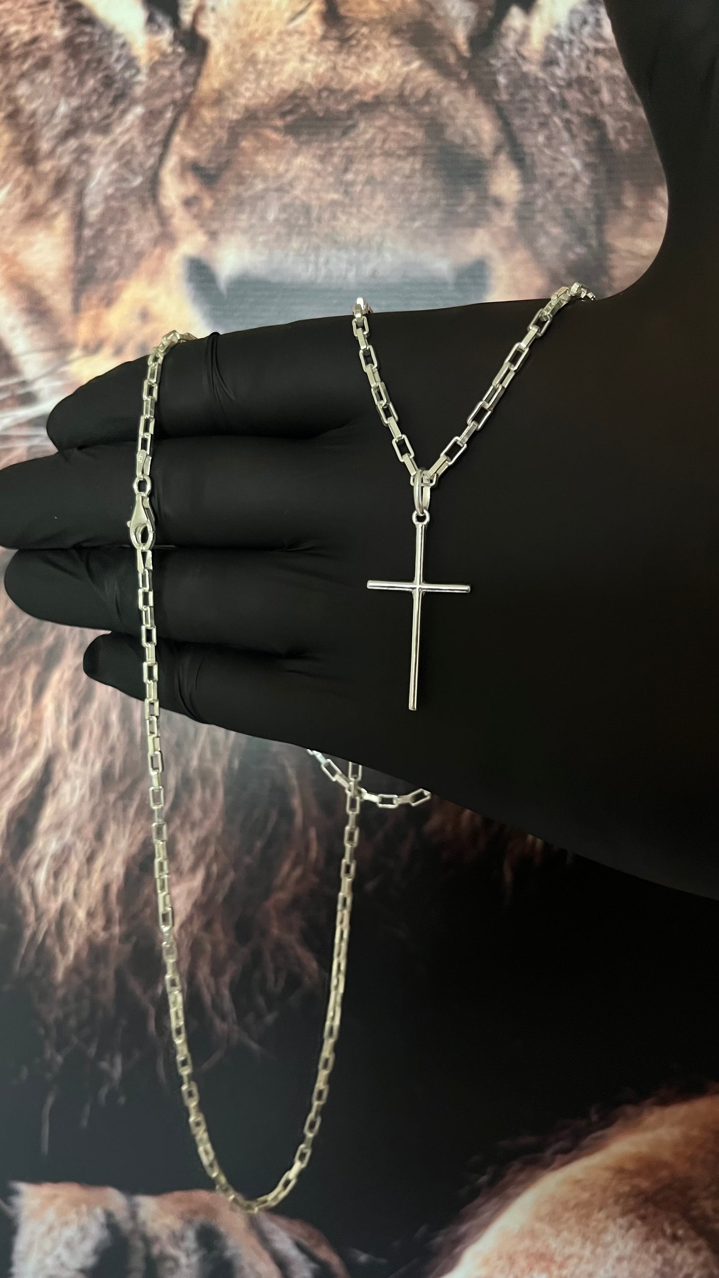 CORRENTE TIJOLINHO/VENEZIANA 3MM x 70CM + PINGENTE DE CRUCIFIXO PALITO