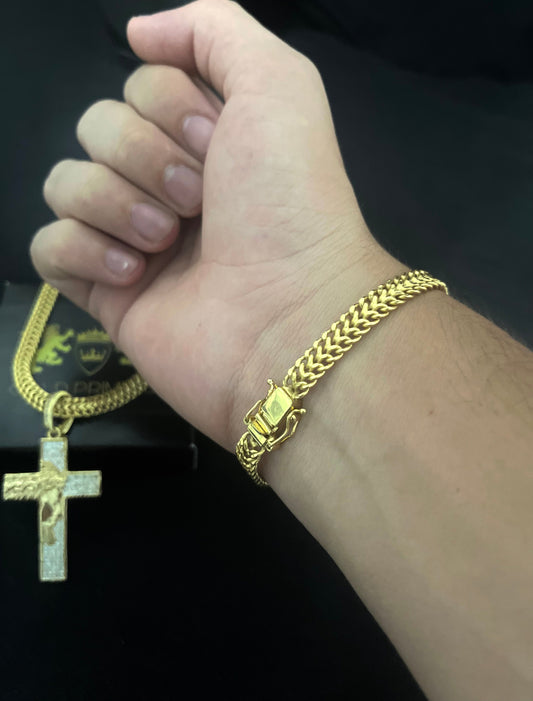 KIT LACRAIA 7MM COM PINGENTE DE NOSSA SENHORA