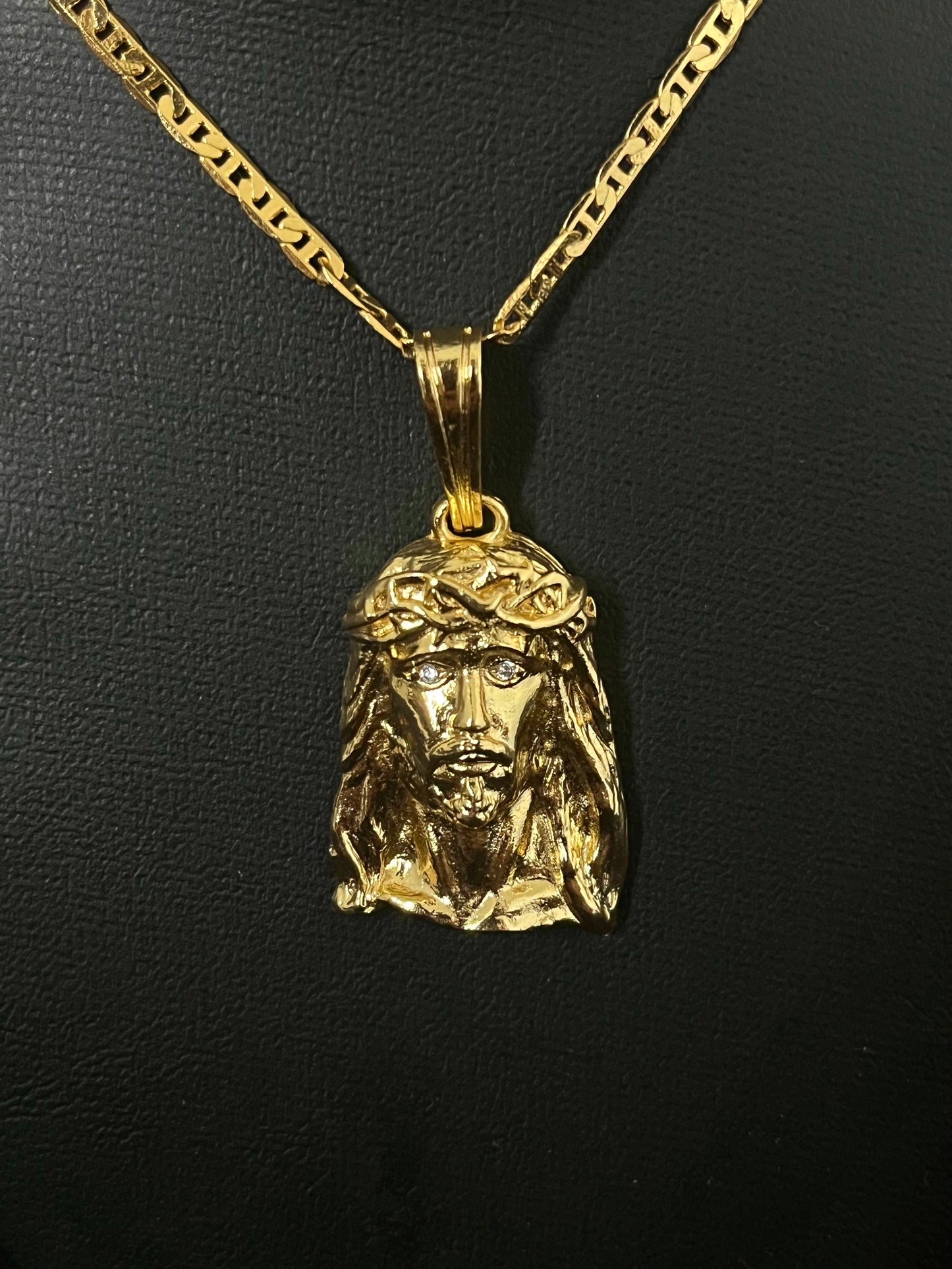CORRENTE PIASTRINE 60CM X 3MM COM PINGENTE DE CRISTO